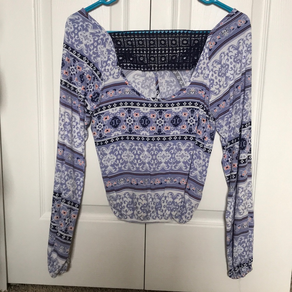 Blouse - Picture 2 of 3